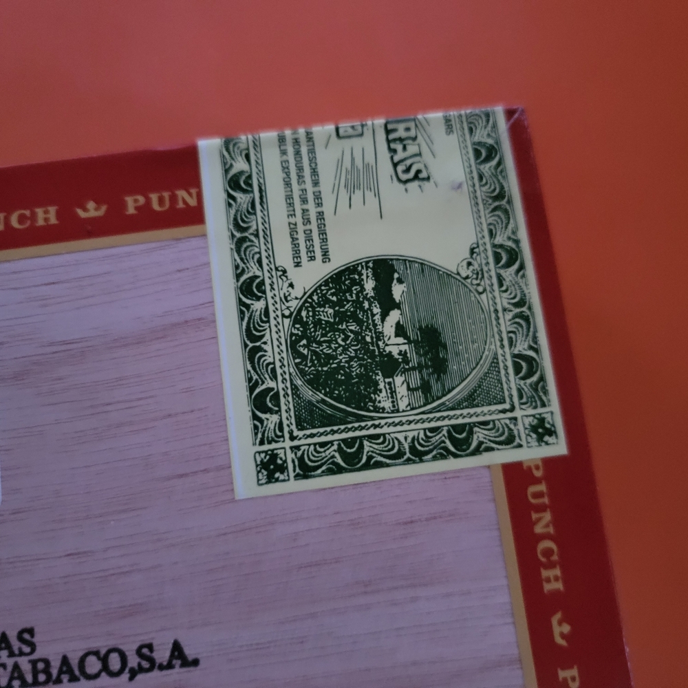 Empty Cigar Box - Picture 9 of 12